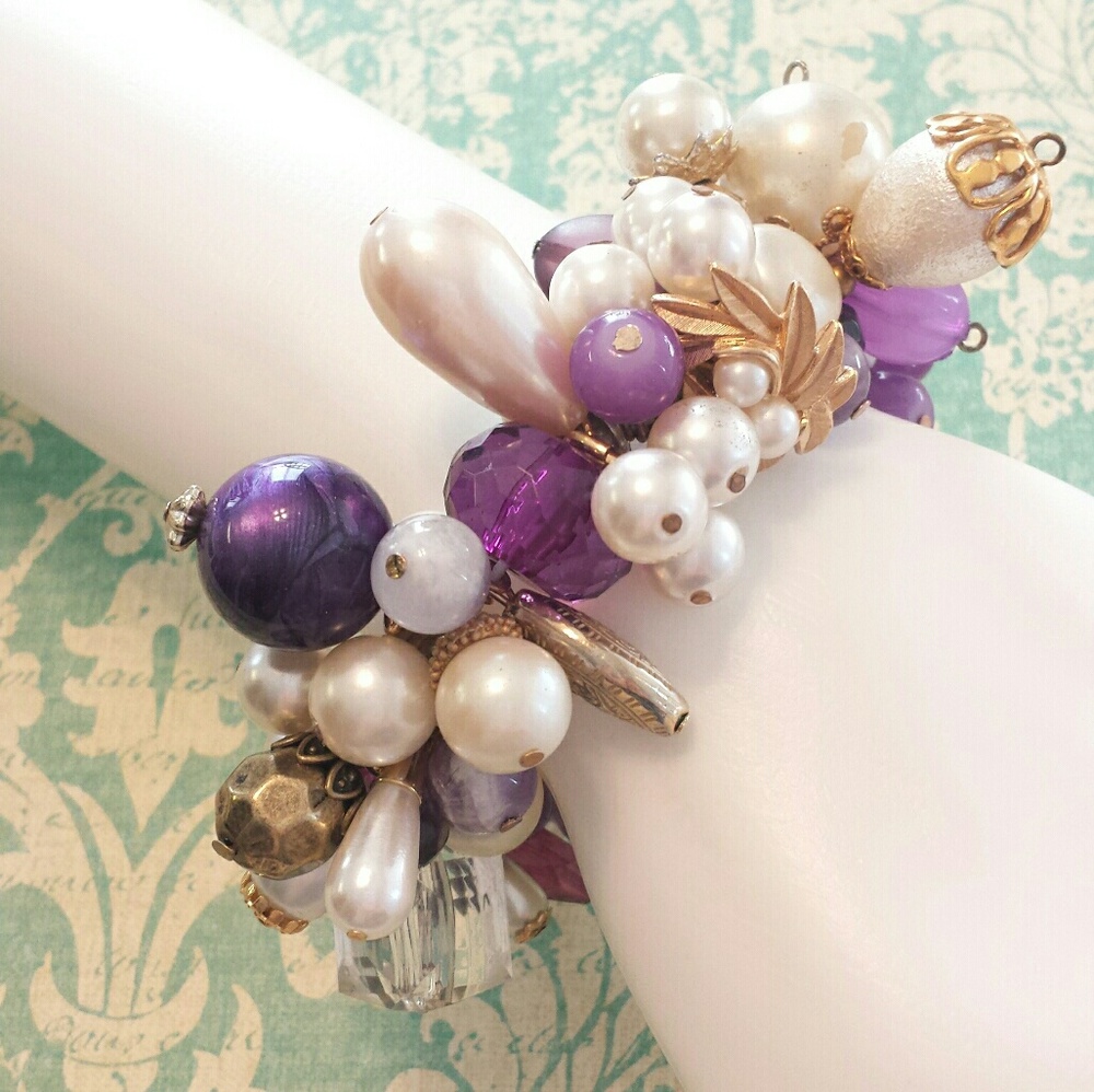 Vintage Handmade Purple and Pearl Charm Bracelet A